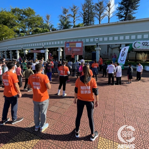 Dia do Desafio contou com atividades na praça central de Medianeira