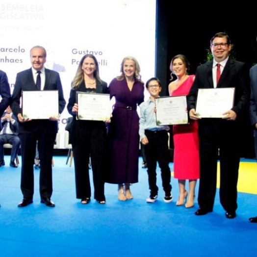 Diretor-presidente da Lar Cooperativa é homenageado com Título de Cidadão Sul-Mato-Grossense