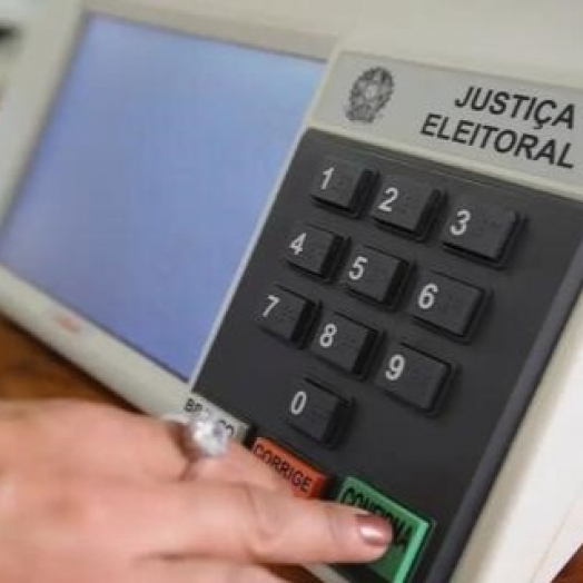 ELEIÇÕES 2024: 463 mil candidatos concorrem a cargos de prefeitos, vices e vereadores