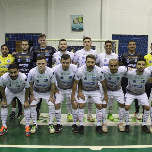 Em casa, Santa Helena Futsal atropela o São Manoel e segue líder do grupo na Série Bronze