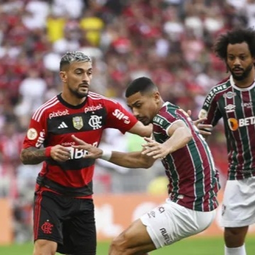 Em jogo com dois gols anulados, Fluminense e Flamengo empatam no Maracanã