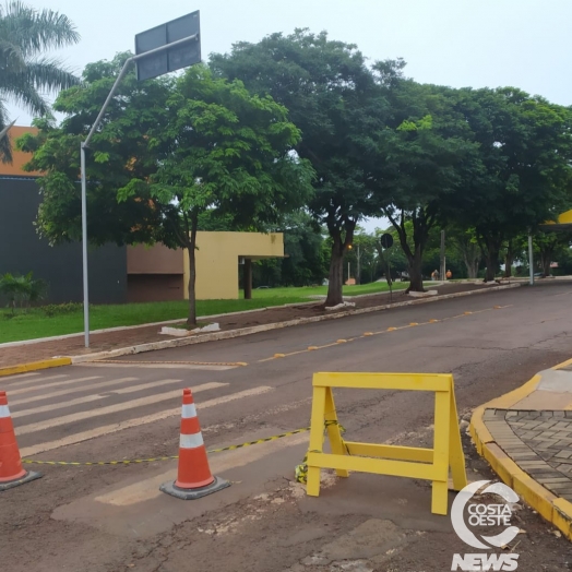 Em SMI, Rua Santa Terezinha é fechada para início da montagem da estrutura para o Dia da Recreação na Praça