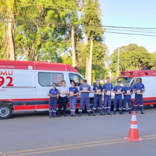 Equipe do SAMU faz panfletagem de orientações em Itaipulândia