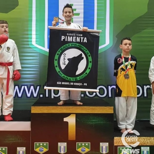 Equipe de São Miguel do Iguaçu conquistou 15 medalhas no campeonato Paranaense de Karatê