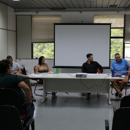 Escola de Governo é apresentada para secretários e vereadores em Santa Helena