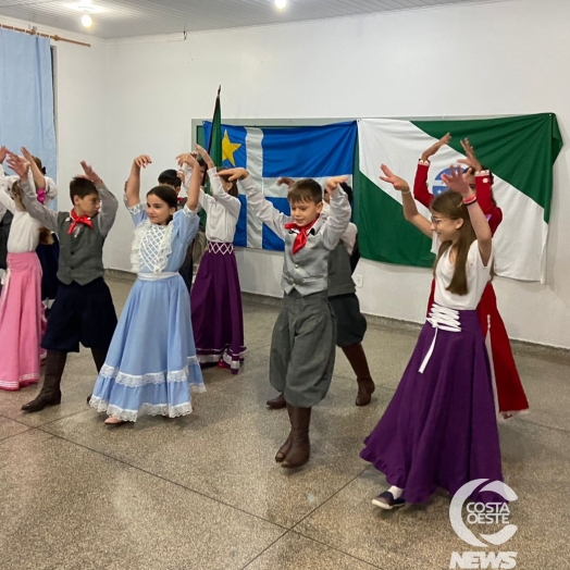 Escola Marechal Deodoro em Santa Helena promove atividade alusiva a Semana da Pátria (Vídeo)