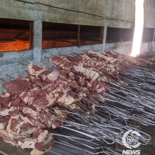 Festa do Colono é comemorada com aproximadamente 600kg de carne em Santa Rosa do Ocoy