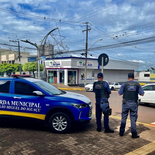 GM cumpre mandado de prisão na área central de São Miguel do Iguaçu