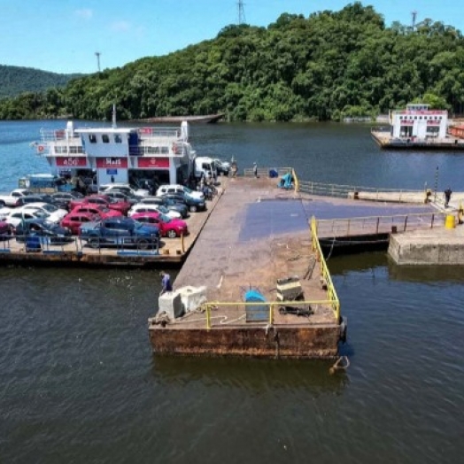 Governo do Paraná vai contratar nova empresa para operar o ferry boat de Guaratuba