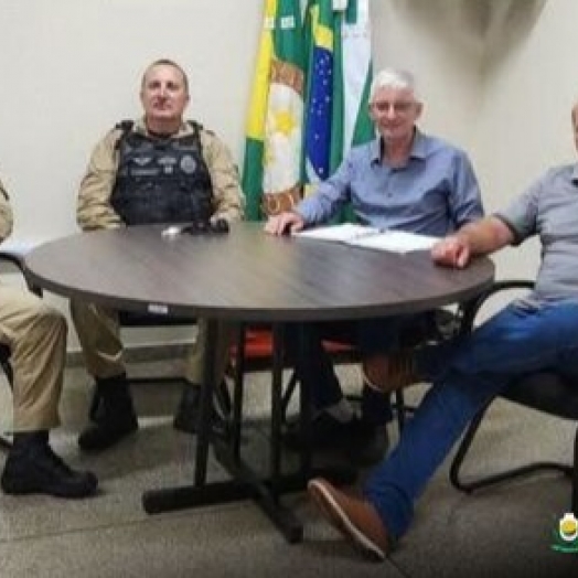 Serranópolis: Governo Municipal recebe visita da Patrulha Rural da Polícia Militar do Paraná