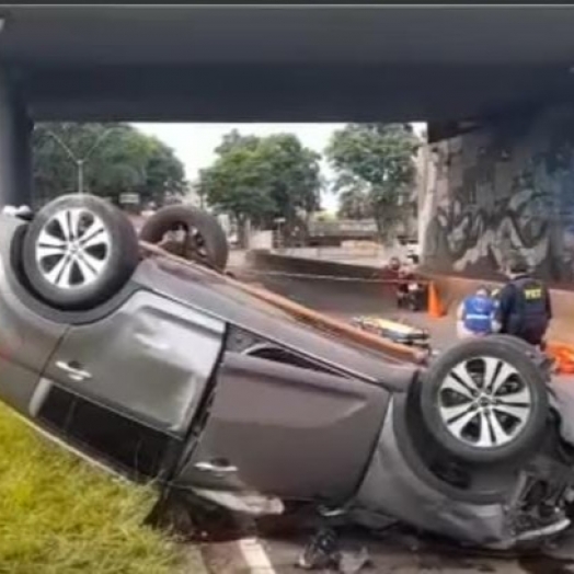 Grave acidente deixa uma criança e duas mulheres feridas em Foz do Iguaçu