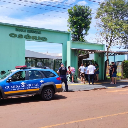 Guarda Municipal de São Miguel do Iguaçu intensifica patrulhamento e presença nas escolas na volta às  aulas