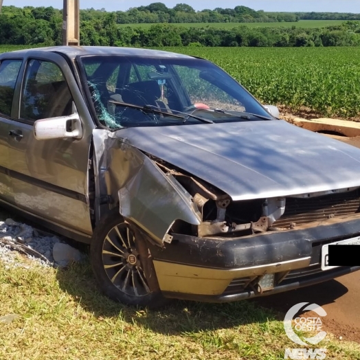 Homem colide veículo em poste no distrito de Vila Celeste, em Santa Helena