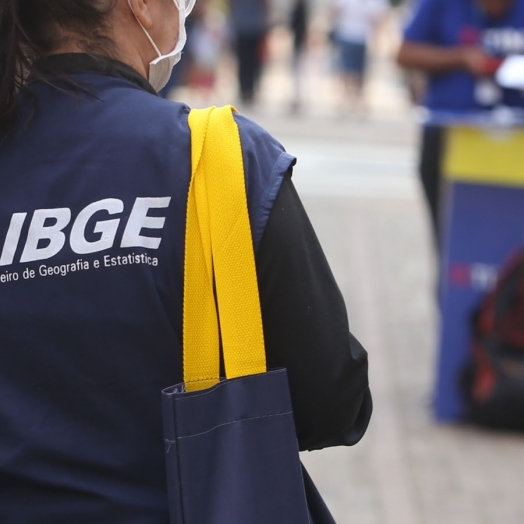 IBGE abre inscrições para trabalho temporário. Há vagas para o Paraná; Veja como se candidatar