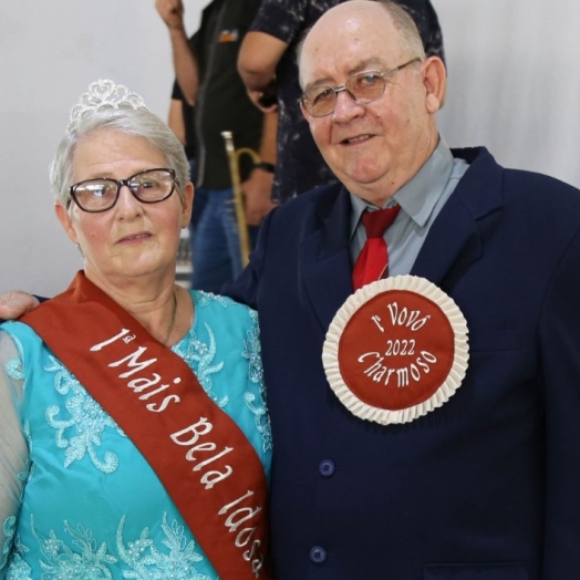 Inácio Konzen e Ana Maria Konzen são eleitos Vovô Charmoso e Mais Bela Idosa em Missal