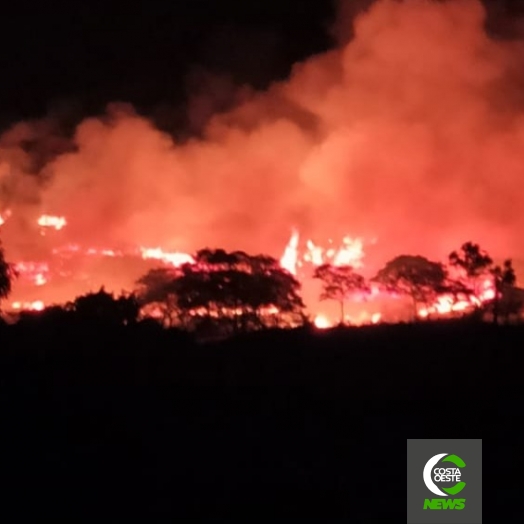 Incêndio atinge vegetação na Serra do Mico em São Miguel do Iguaçu