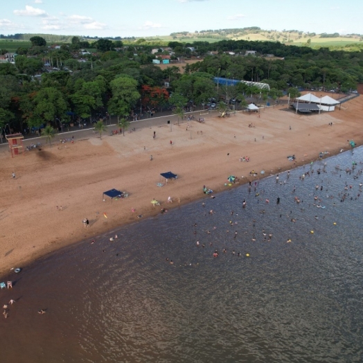 Itaipulândia: Fim de Semana, com as comemorações natalinas, foi movimentado no Balneário Jacutinga