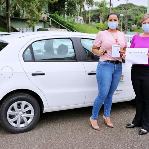 Itaipulândia recebe mais um veículo da Secretaria de Saúde do Paraná