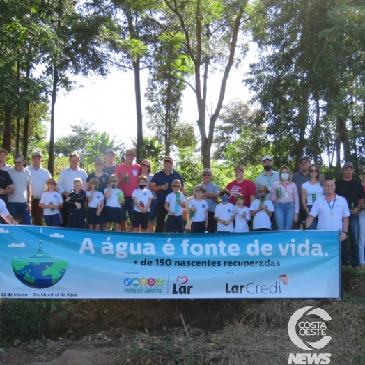 Lar Cooperativa promove em Santa Helena ação alusiva ao Dia Mundial da Água