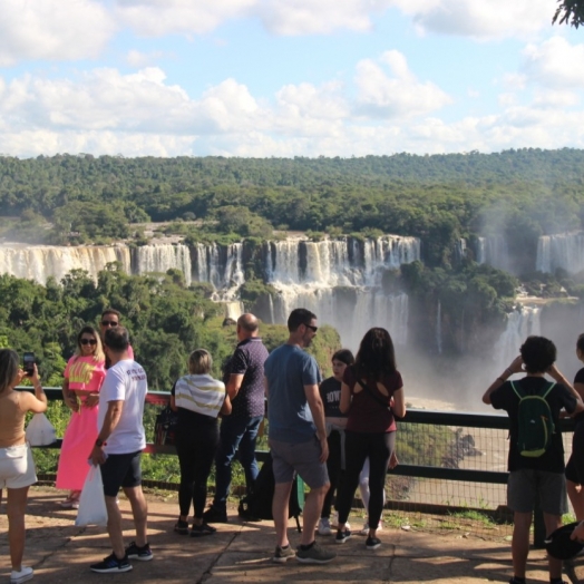 Mais de 24 mil pessoas visitaram o Parque Nacional do Iguaçu no feriadão de Tiradentes