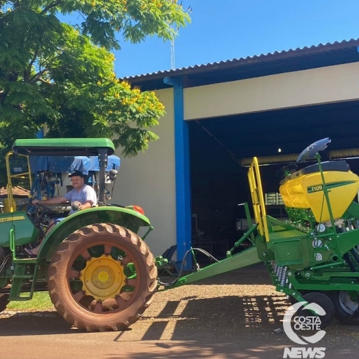 Mário Morgenstern celebra 65 anos de atuação com a empresa Implementos Morgenstern