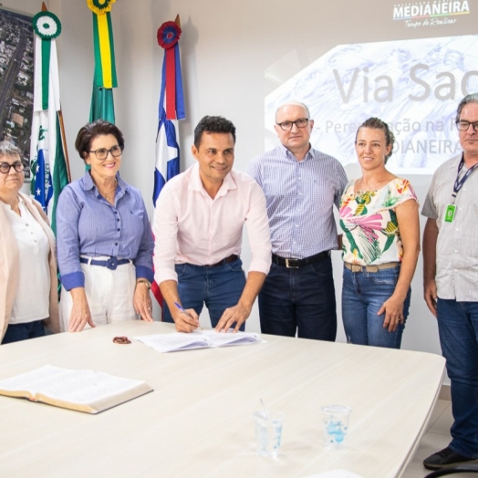 Medianeira lança oficialmente a “Via Sacra - peregrinação na Rota da Fé”