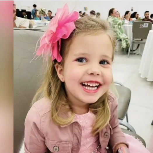 Menina de 4 anos é assassinada a facadas pela própria irmã