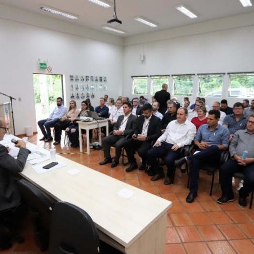 Missal esteve representada em Reunião dos Lindeiros para discussão da implantação da sala de projetos para atender a região