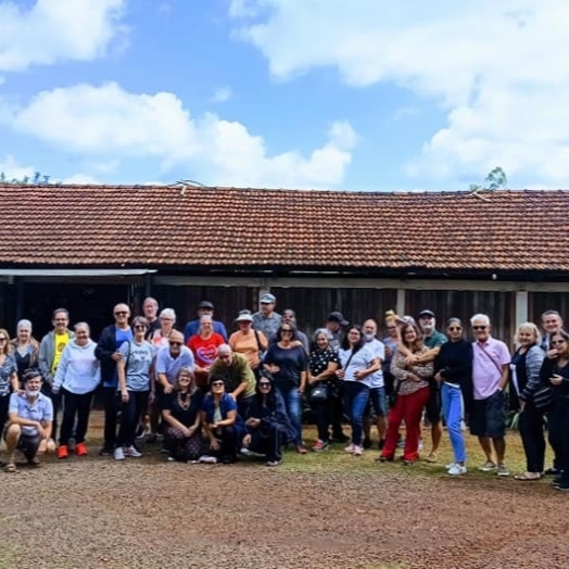 Motorhomeiros conhecem o turismo rural em Santa Helena