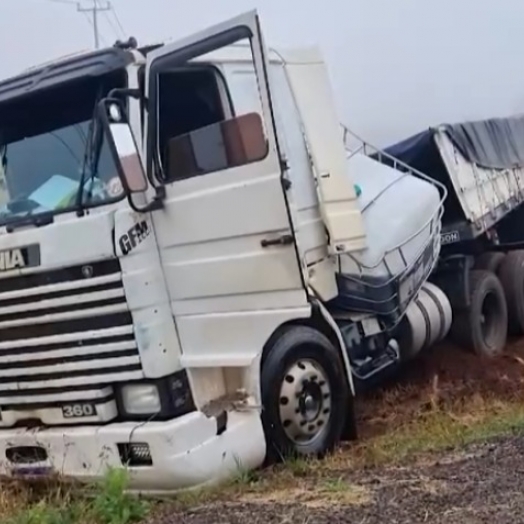 Muita neblina: acidentes em sequência na BR-277 em Céu Azul deixam motoristas em alerta