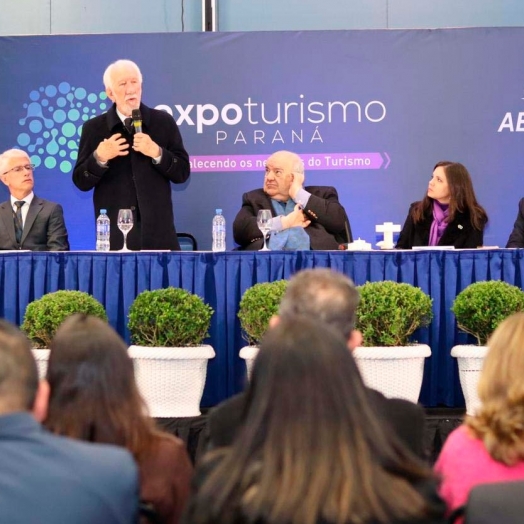 Na Expo Turismo, lideranças do Estado destacam ações para fortalecer o setor no Paraná