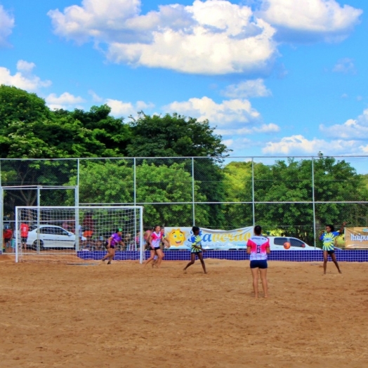 Neste domingo (20) tem Futebol de Areia e Cabo de Guerra no ItaVerão