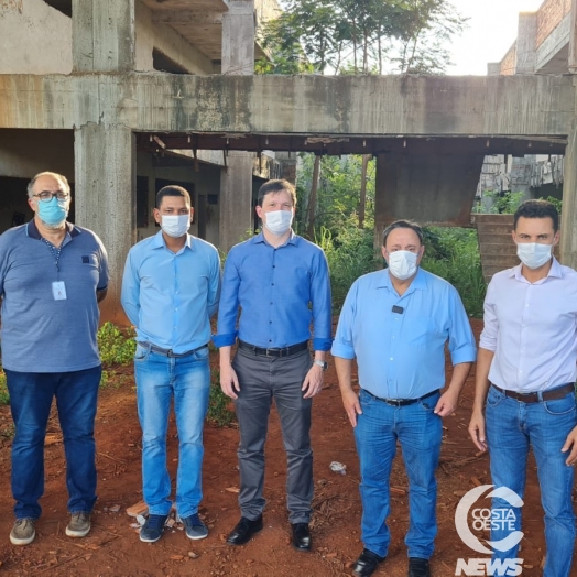 Obras na Escola Técnica de Medianeira serão retomadas em 30 dias