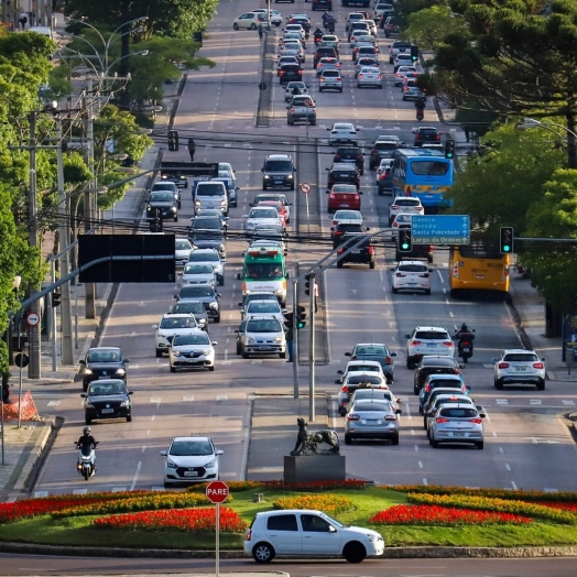 Pagamento de licenciamento de veículos com placas finais 3, 4 e 5 começa em setembro