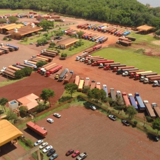 Paralelo às obras no Paraguai, Porto Internacional de Santa Helena vê movimento aumentar