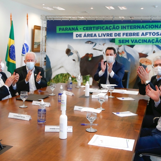 Paraná conquista status internacional de área livre de febre aftosa sem vacinação