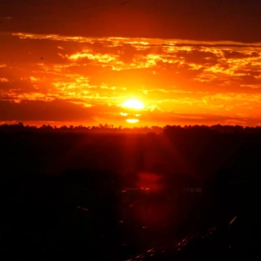 Paraná registra 40,2 graus neste domingo. Veja as cidades campeãs de calor e a previsão para a semana