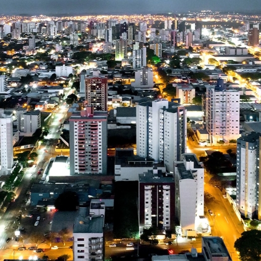 Paraná tem 13 cidades entre as 100 mais competitivas do Brasil