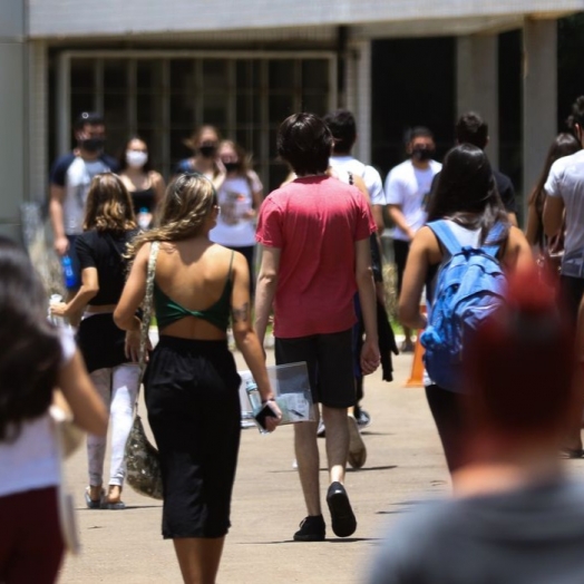 Participantes do Enem digital podem pedir reaplicação