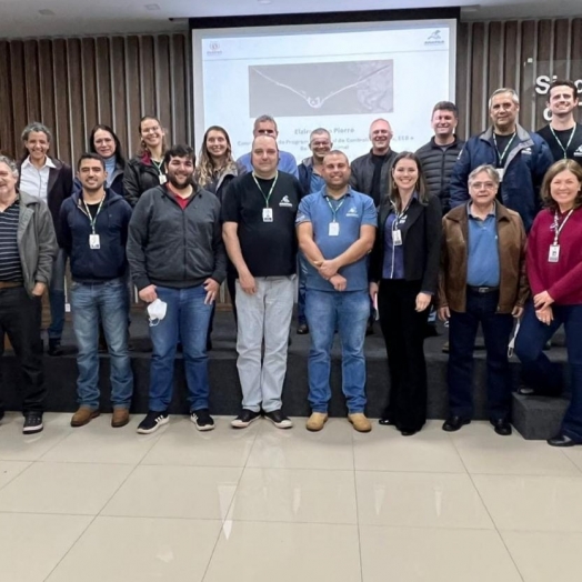 Pecuaristas participam de palestra sobre raiva em herbívoros