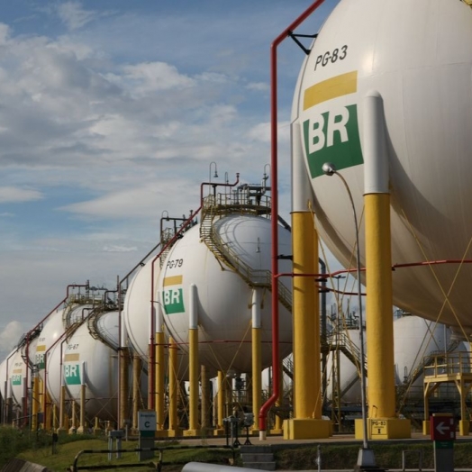 Petrobras anuncia aumento de 39% no gás natural para distribuidoras