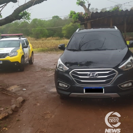 Polícia Militar estoura depósito de drogas em Santa Helena, apreende veículos e detém uma pessoa