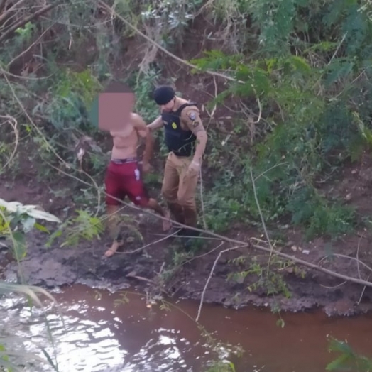 Polícia Militar prende homem com mandado de prisão em aberto, em São Miguel do Iguaçu