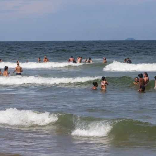 Praias do Paraná estão com 19 pontos impróprios para banho