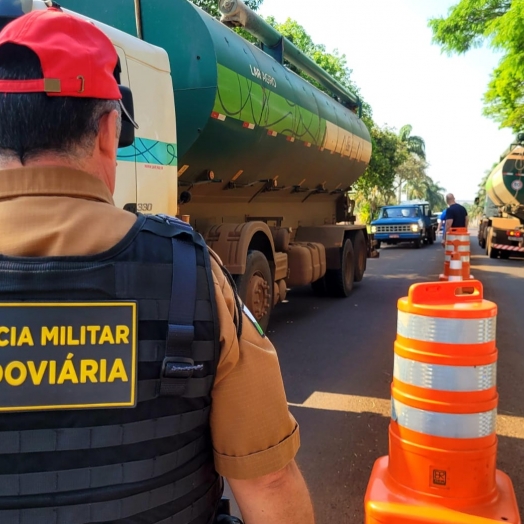 PRE juntamente com entidades de Santa Helena realizam blitz dentro da programação da Semana Nacional do Trânsito