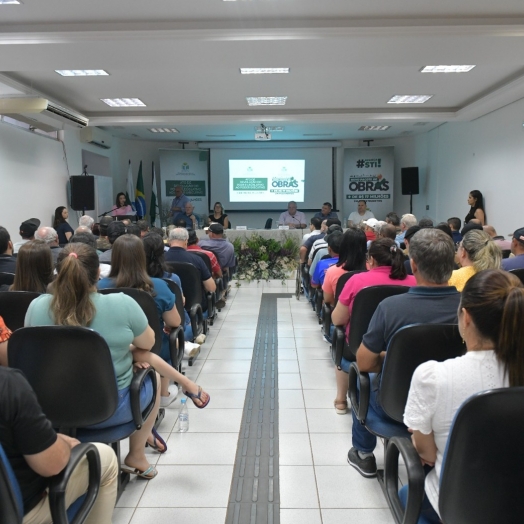 Prefeita Karla Galende anuncia mais de R$ 17 milhões em investimentos para Santa Terezinha de Itaipu