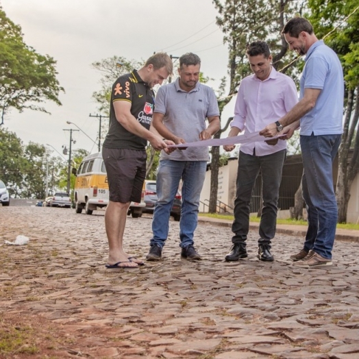 Prefeito França autoriza licitação para mais de R$ 1,2 milhão em pavimentação asfáltica no Bairro Jardim Irene