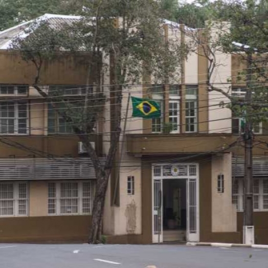 Prefeitura abre PSS com 120 vagas na educação e salário de R$ 4 mil em Foz do Iguaçu