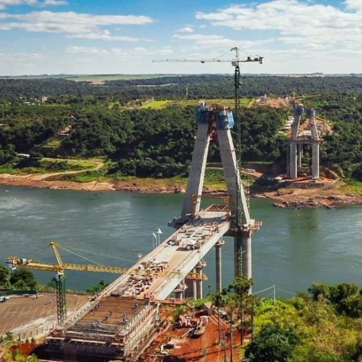 Presidente Franco proibirá entrada de caminhões na Ponte da Integração se acesso não for concluído