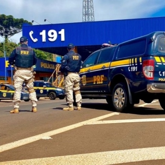 PRF apreende mais de 400kg de maconha na BR-277, em Céu Azul